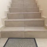 דירה House Escape