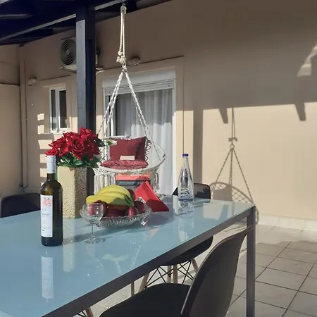 House Escape شقة *