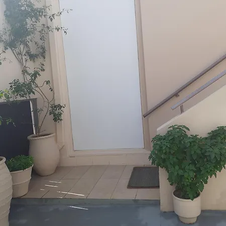 House Escape Appartamento La Canea